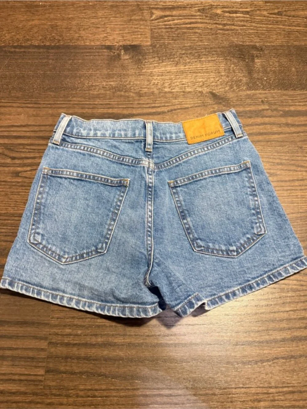 Aritzia Denim Forum The '50s Arlo Hi-Rise Denim Short size 26